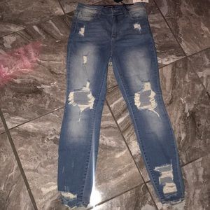 Skinny ripped jeans
